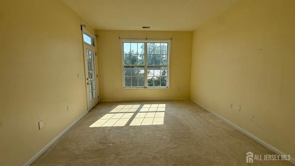 26 Edward Stec Boulevard - Photo 11