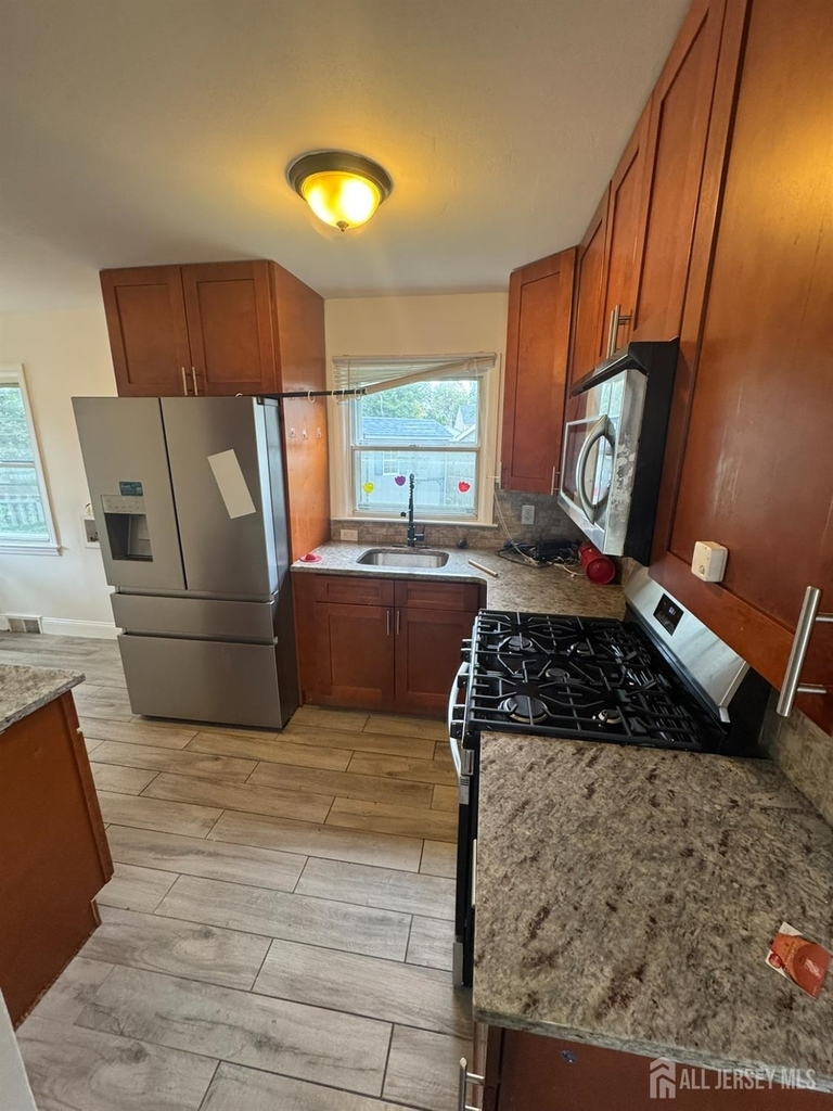 51 Kenwood Terrace - Photo 4