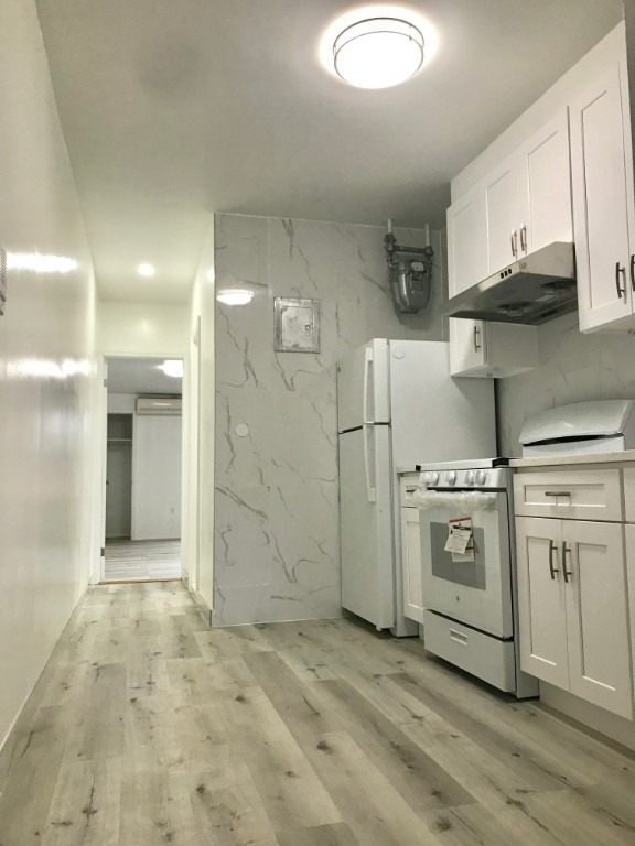 87 Clinton Street - Photo 6