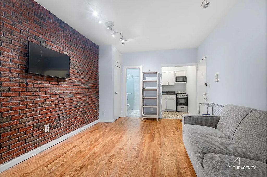 14 W 88th Street - Photo 0