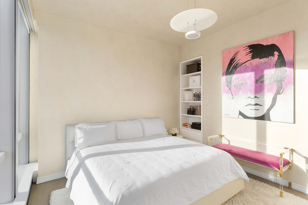 157 W 57th Street - Photo 18