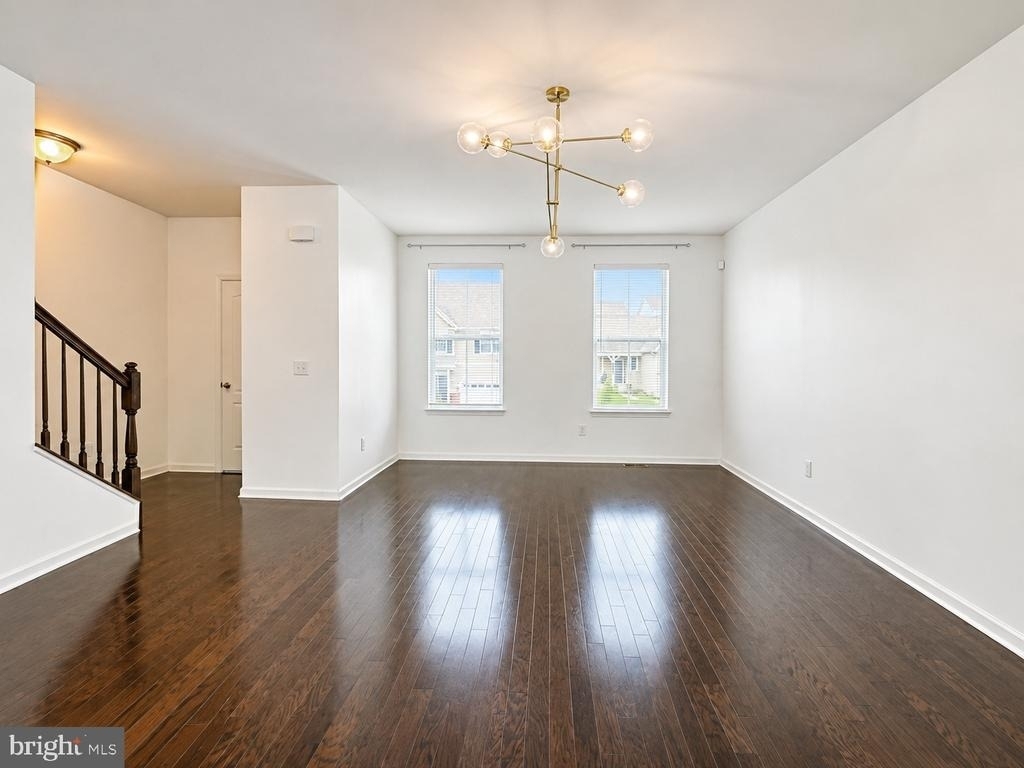 4811 Hicks Drive - Photo 7