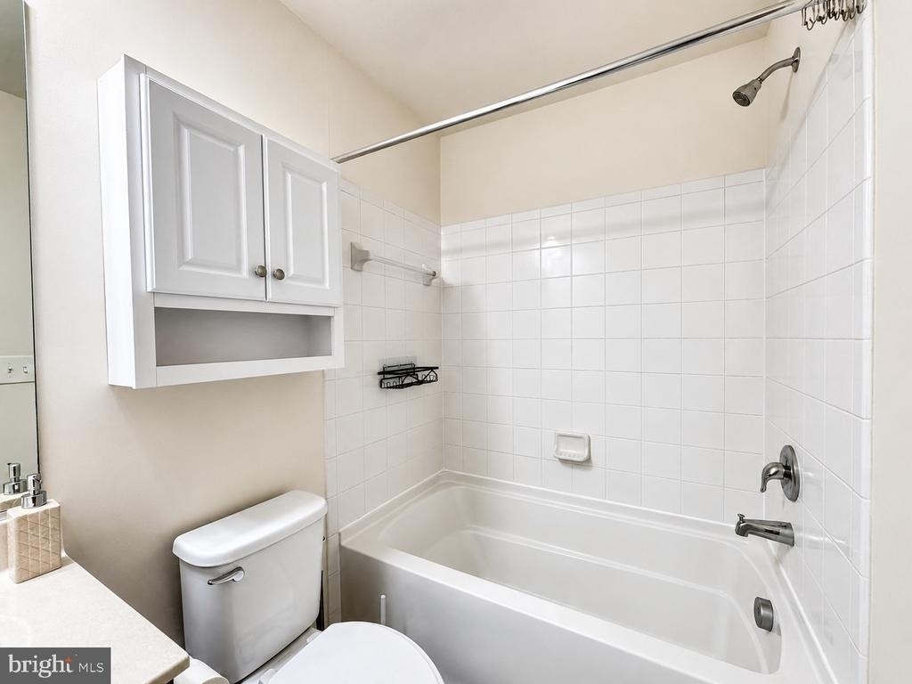 4811 Hicks Drive - Photo 6