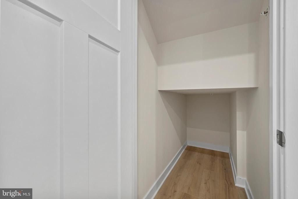 1733 Dunnington Place - Photo 10