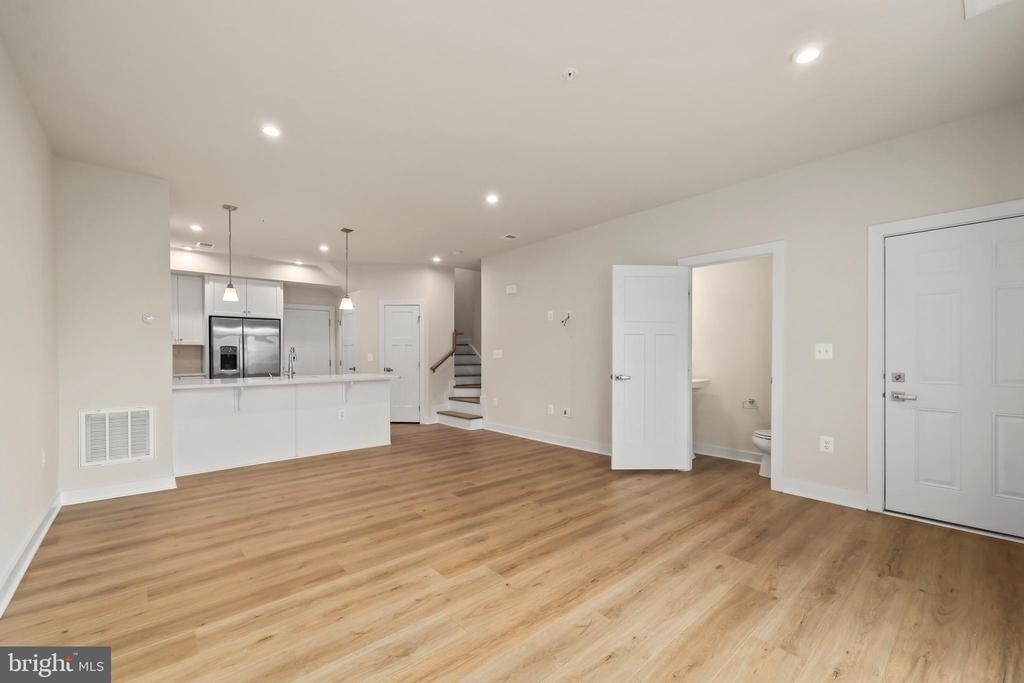 1733 Dunnington Place - Photo 5