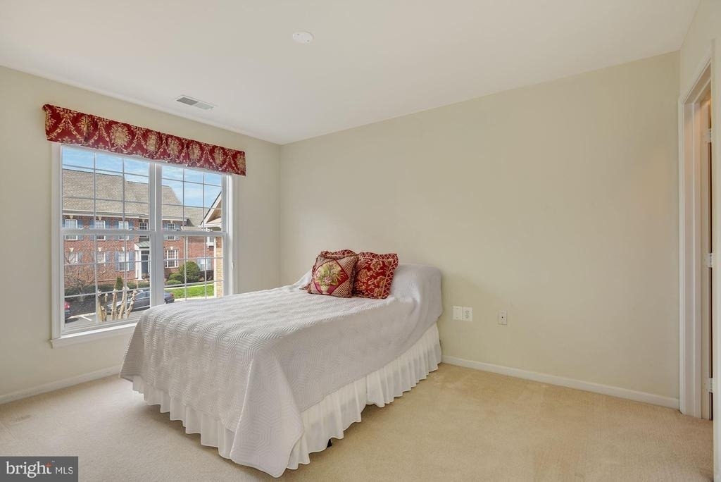 18488 Lanier Island Square - Photo 23