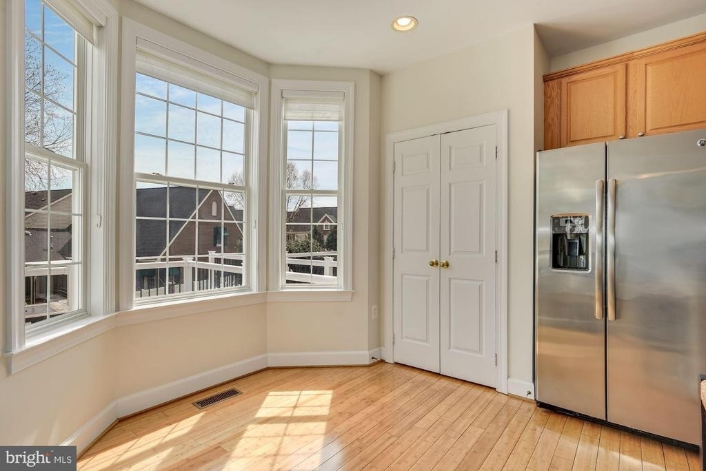 18488 Lanier Island Square - Photo 17