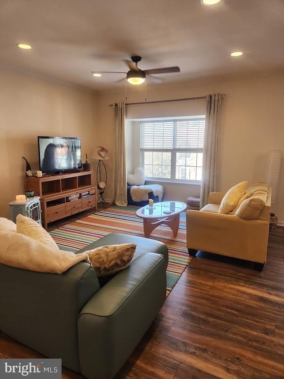 18763 Trident Square - Photo 9