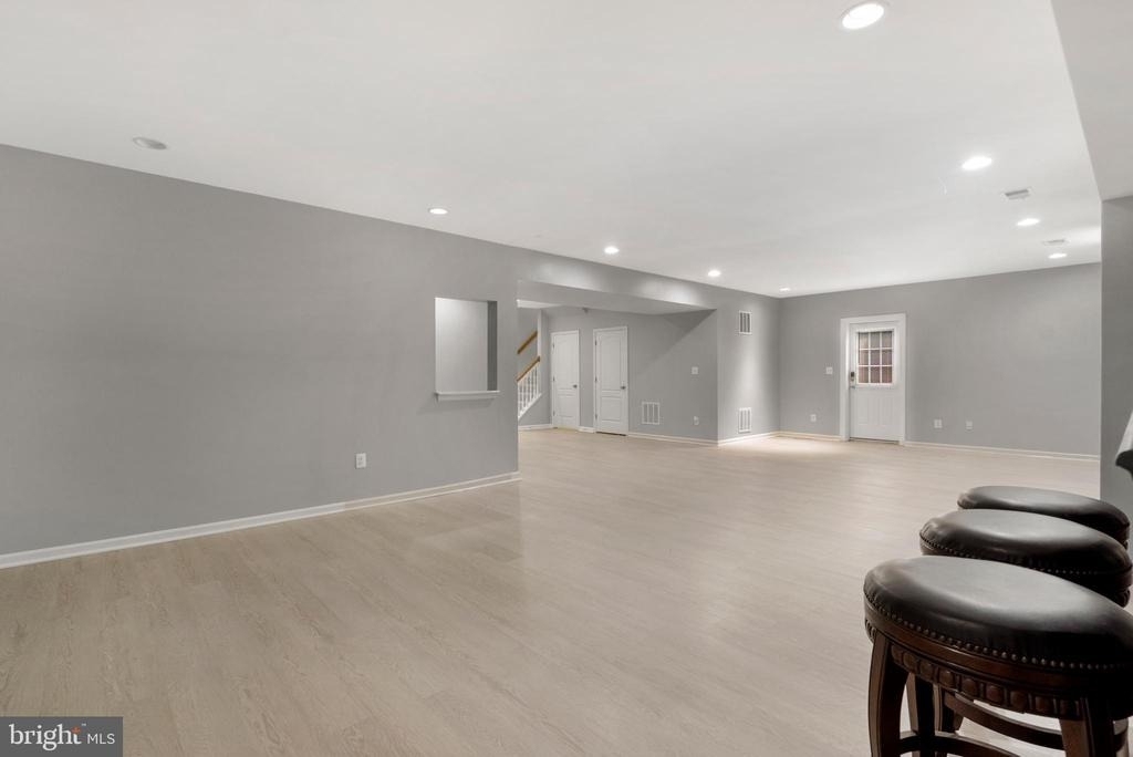 8880 Olive Mae Circle - Photo 47