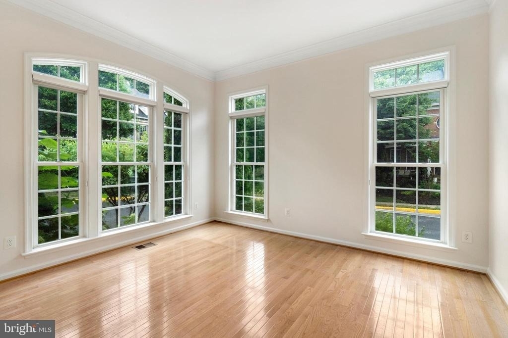 8880 Olive Mae Circle - Photo 16