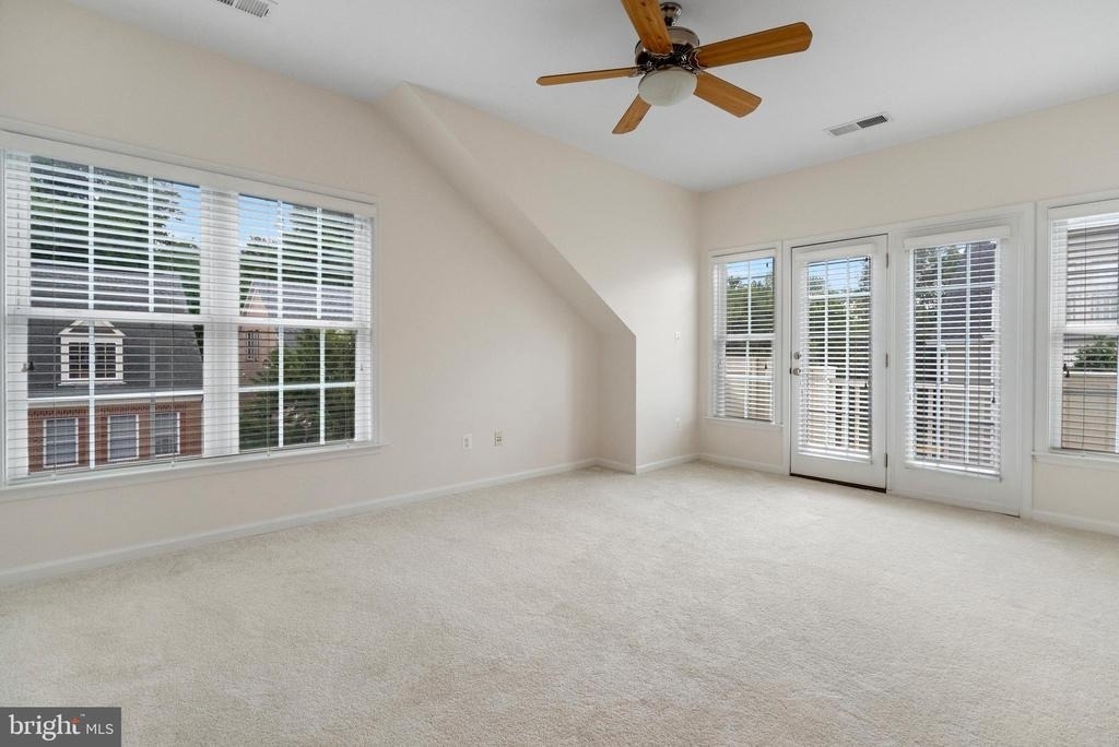 8880 Olive Mae Circle - Photo 43