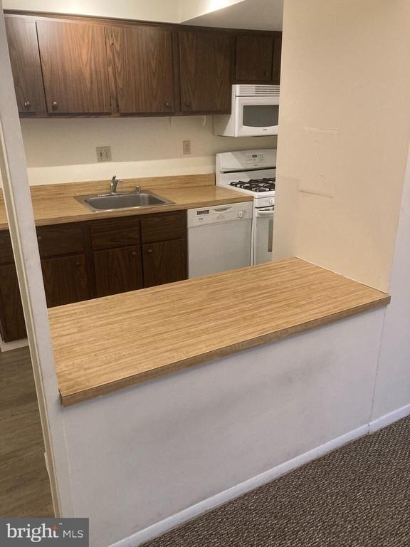 2601 Wagon Drive - Photo 4