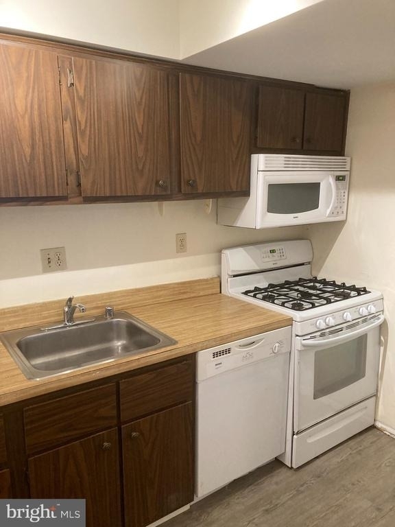2601 Wagon Drive - Photo 7