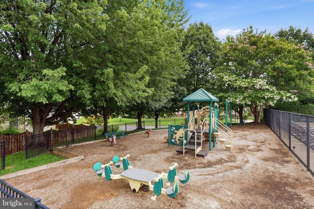 3738 Freehill Lane - Photo 39