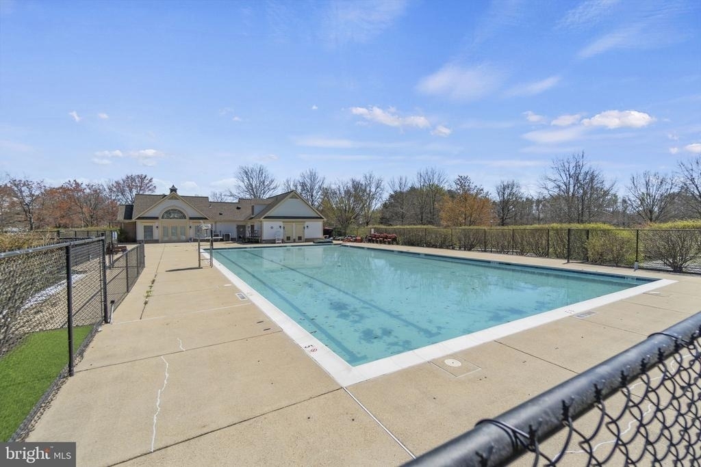 6601 Thackwell Way - Photo 18