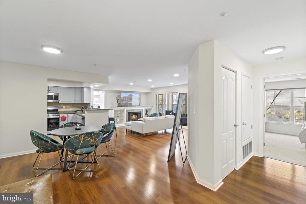 6601 Thackwell Way - Photo 2