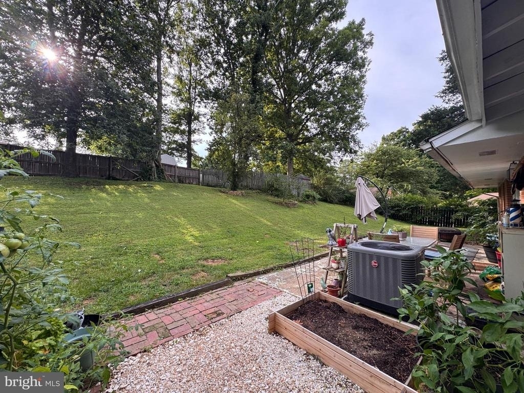 6323 Howe Place - Photo 30