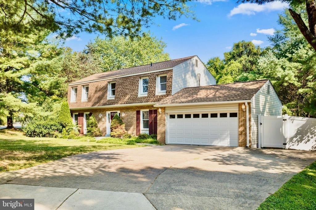 1518 Gingerwood Court - Photo 0