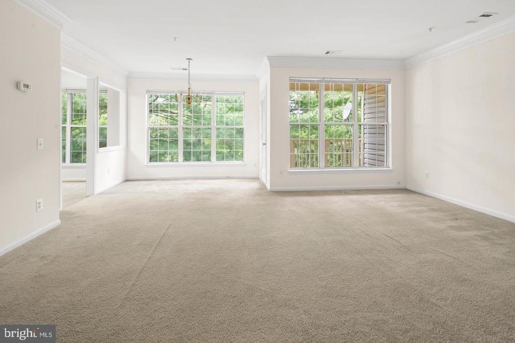 7014 Metropolitan Place - Photo 4