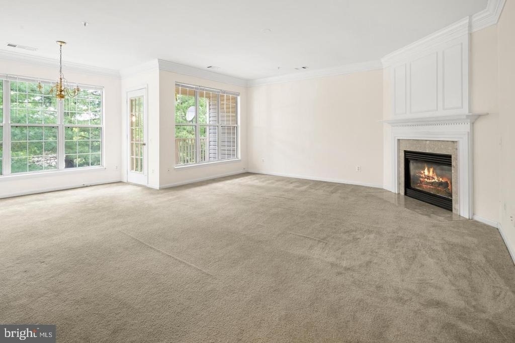 7014 Metropolitan Place - Photo 3