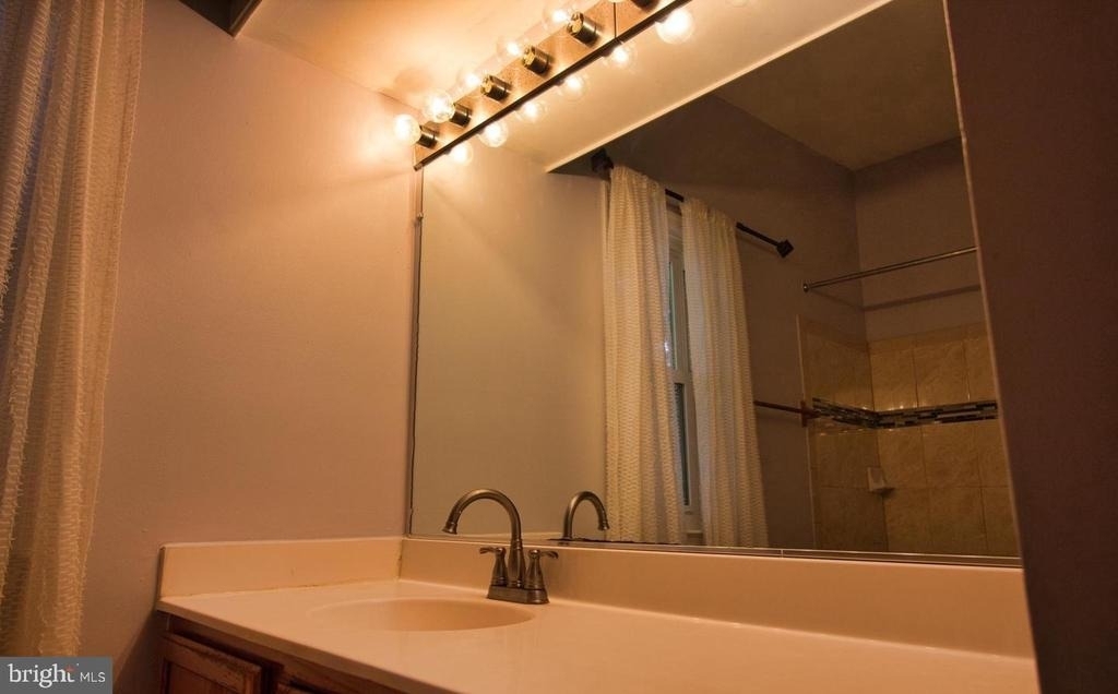 5901 Saint Giles Way - Photo 1
