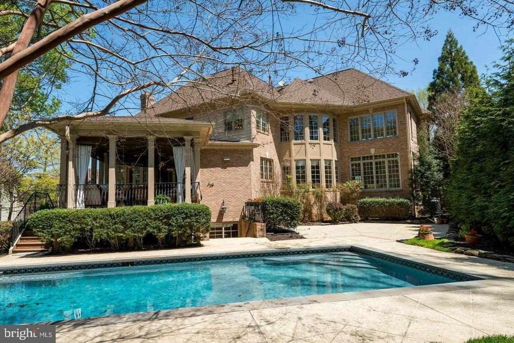 1550 Shelford Court - Photo 4