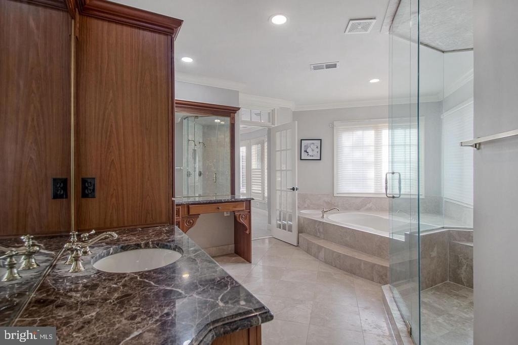 1550 Shelford Court - Photo 37