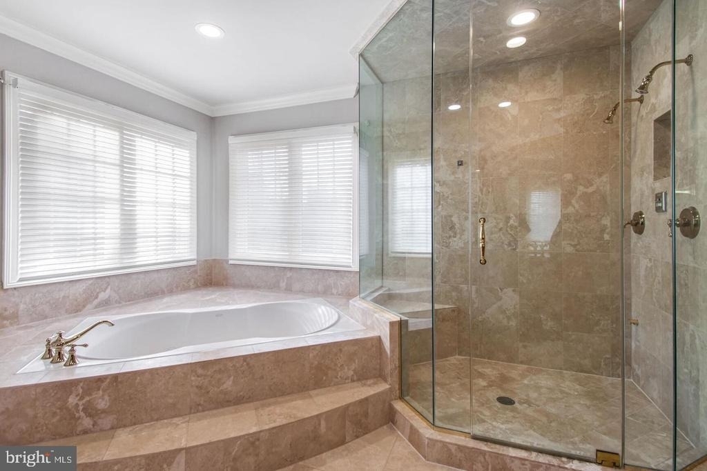 1550 Shelford Court - Photo 38