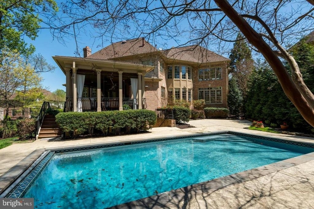 1550 Shelford Court - Photo 3