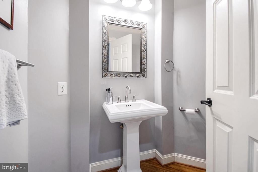 1550 Shelford Court - Photo 48