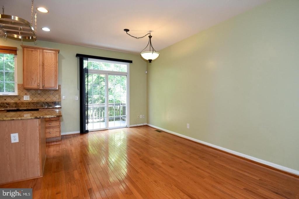 7810 Locust Leaf Lane - Photo 10
