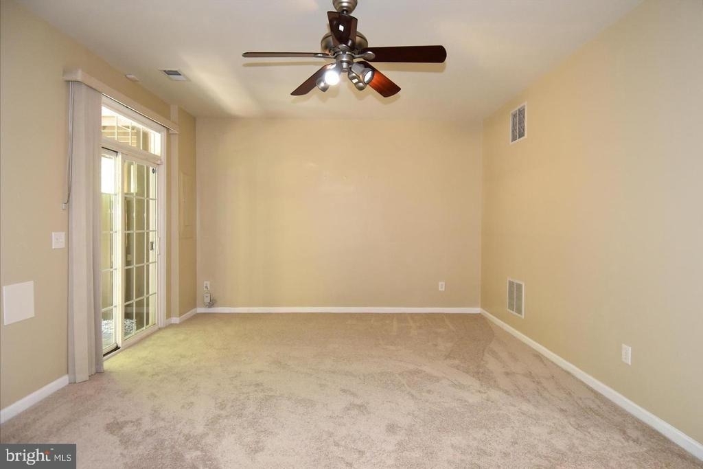 7810 Locust Leaf Lane - Photo 23