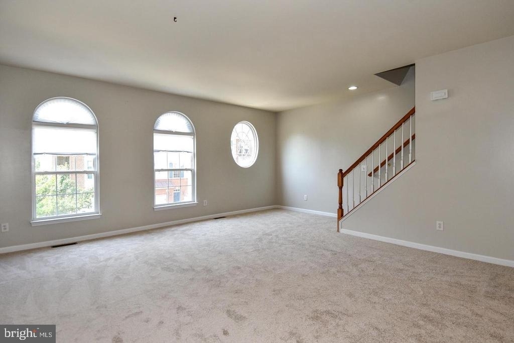 7810 Locust Leaf Lane - Photo 15
