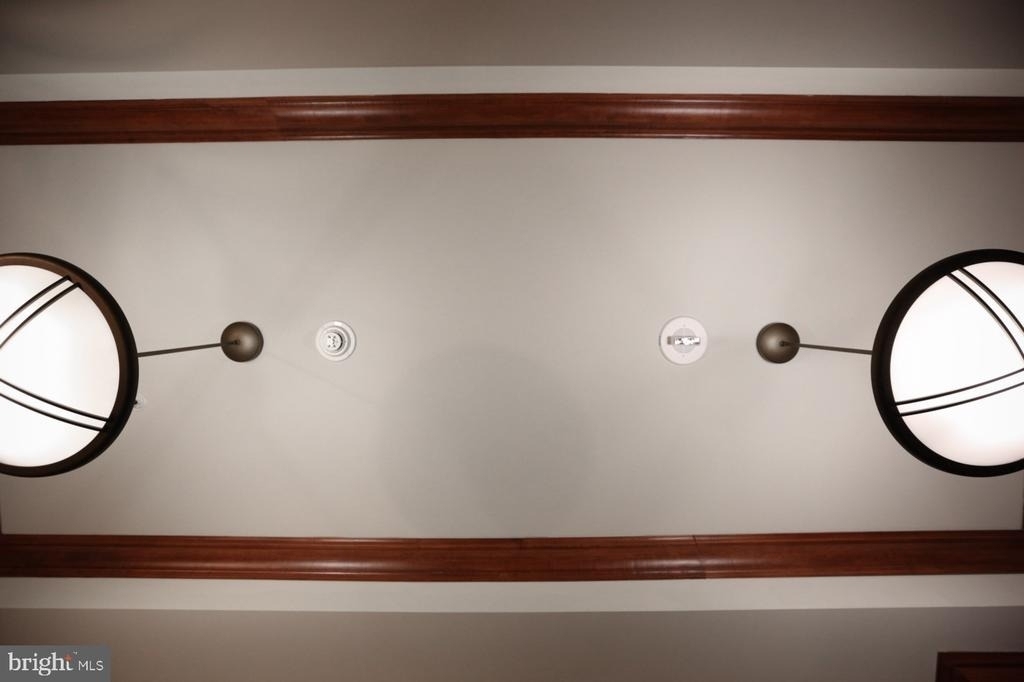 8220 Crestwood Heights Drive - Photo 32