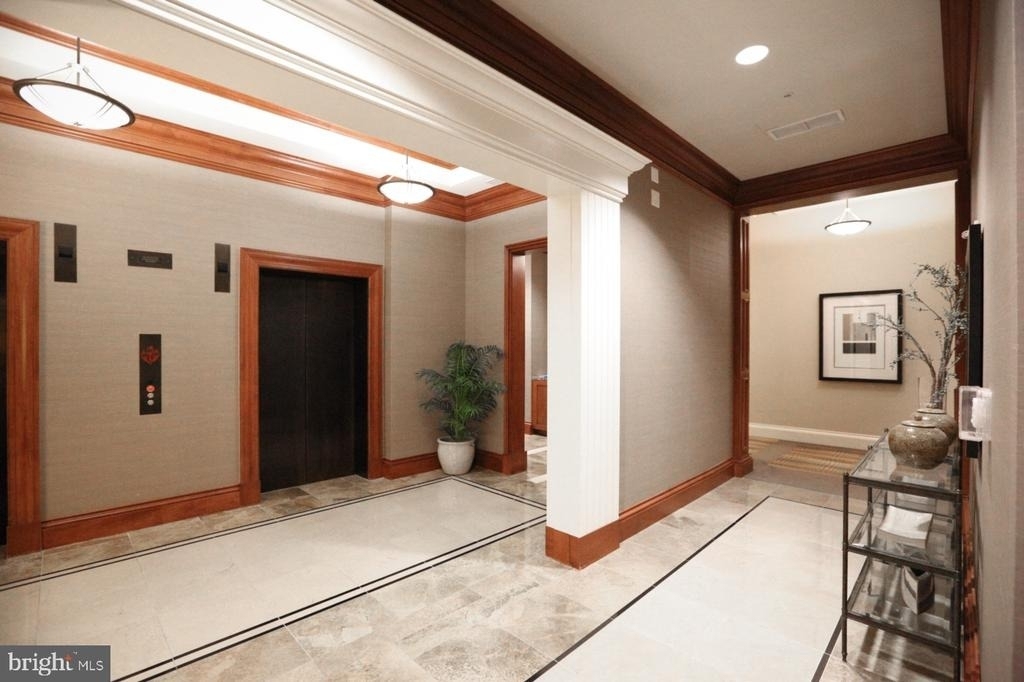 8220 Crestwood Heights Drive - Photo 28
