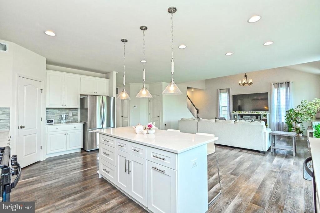 106 Alliance Court - Photo 2