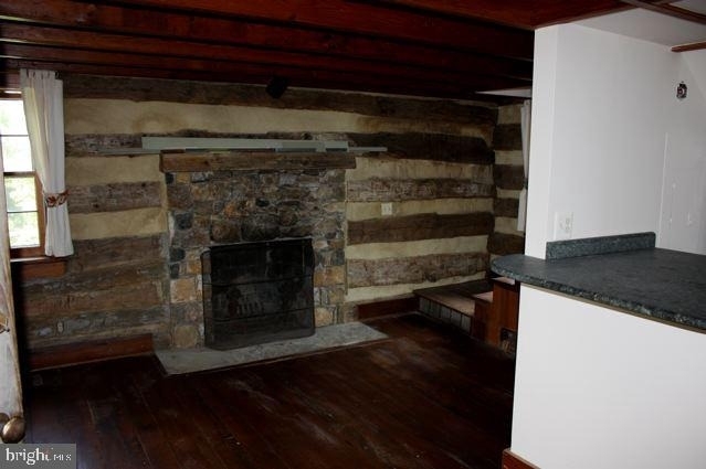 12498 Crest Hill Road - Photo 7