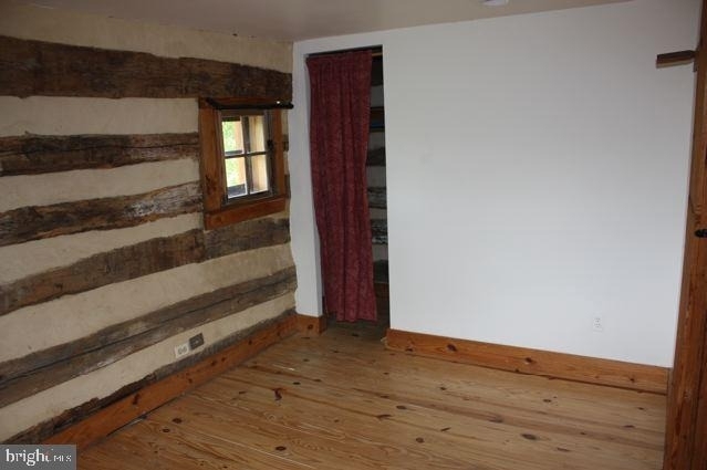 12498 Crest Hill Road - Photo 3