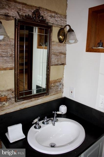 12498 Crest Hill Road - Photo 5