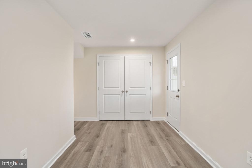 7263 Congressional Circle - Photo 8
