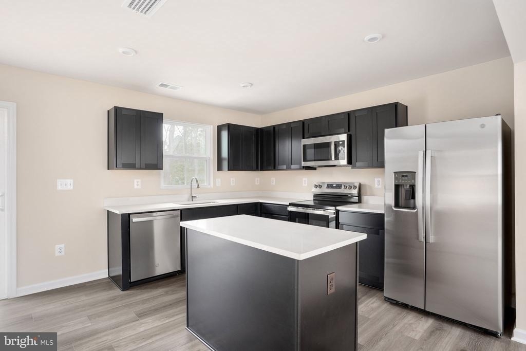 7263 Congressional Circle - Photo 11