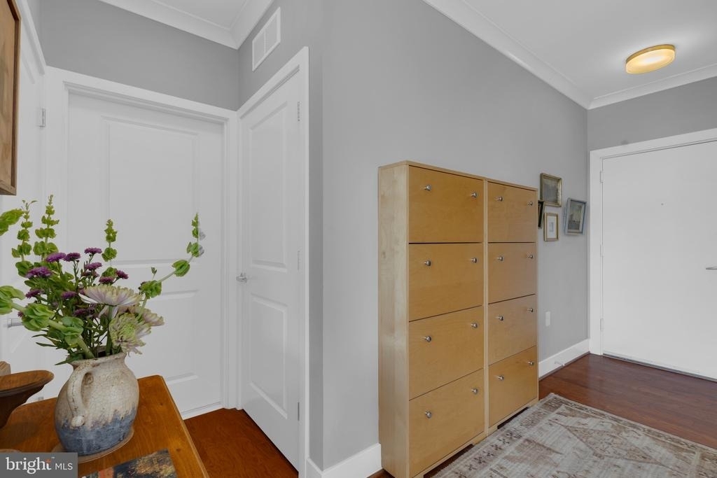 915 N Patrick Street - Photo 9