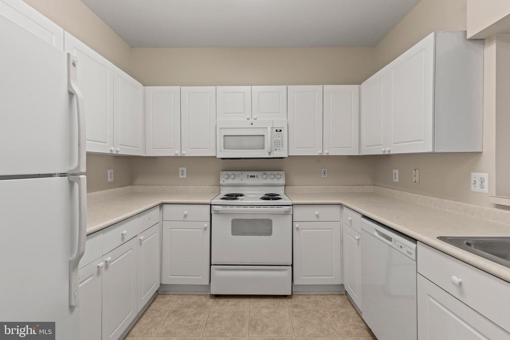4551 Strutfield Lane - Photo 8