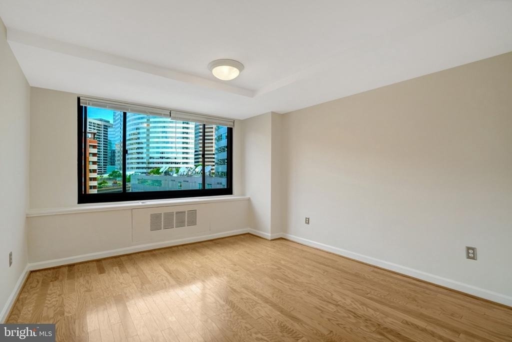 1021 Arlington Boulevard - Photo 14