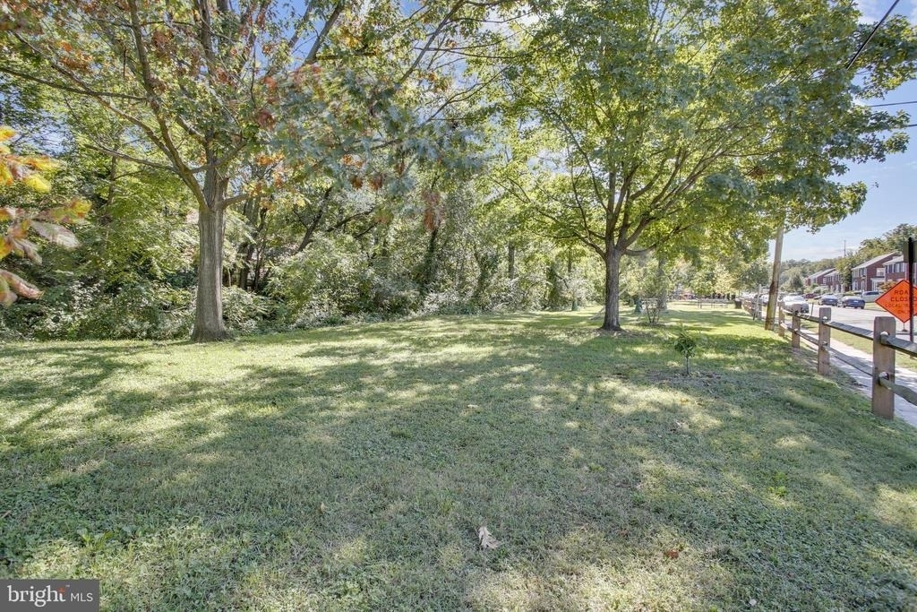 650 15th Street S - Photo 33