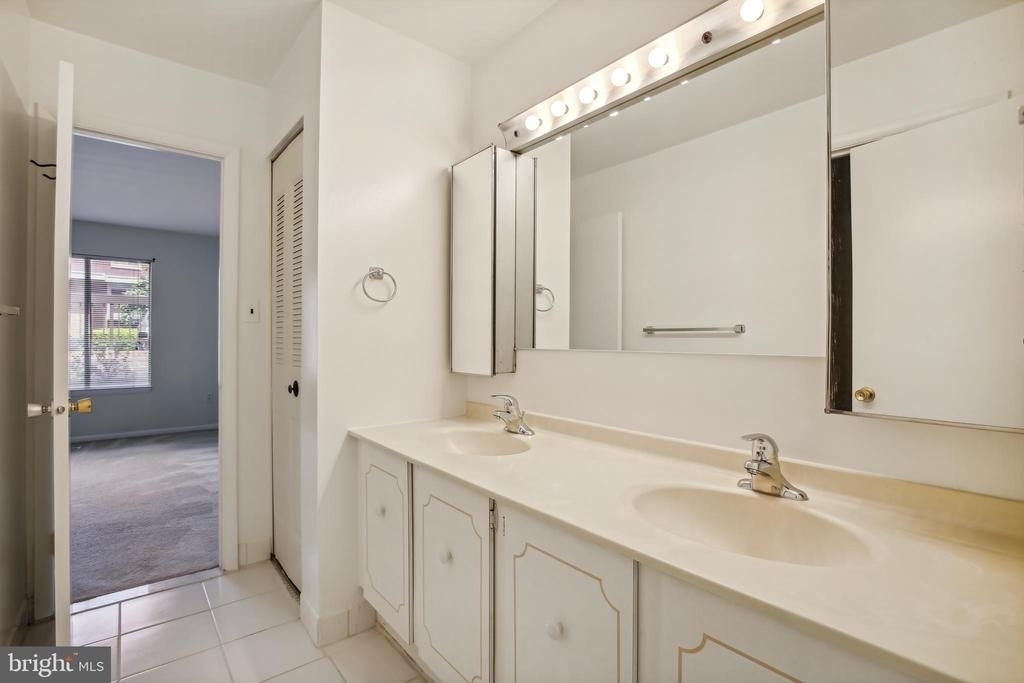 650 15th Street S - Photo 16