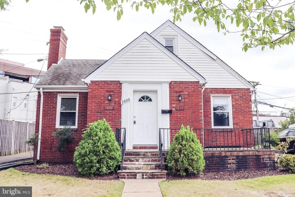 2600 Franklin Road - Photo 0