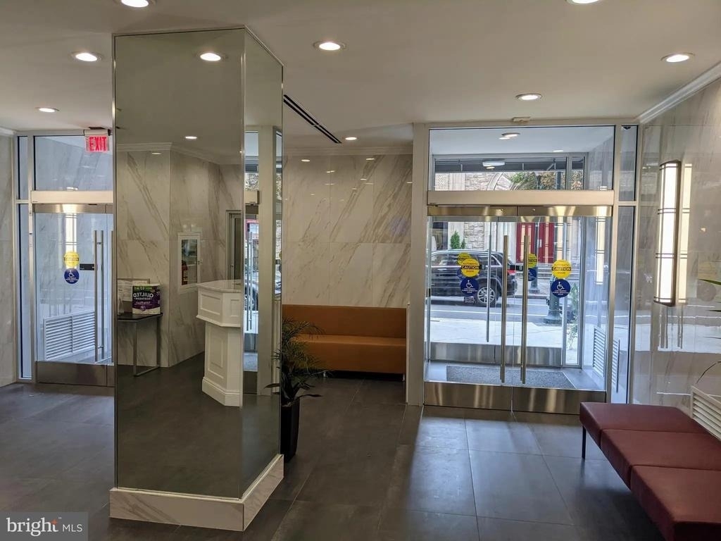 2101 Chestnut Street - Photo 4