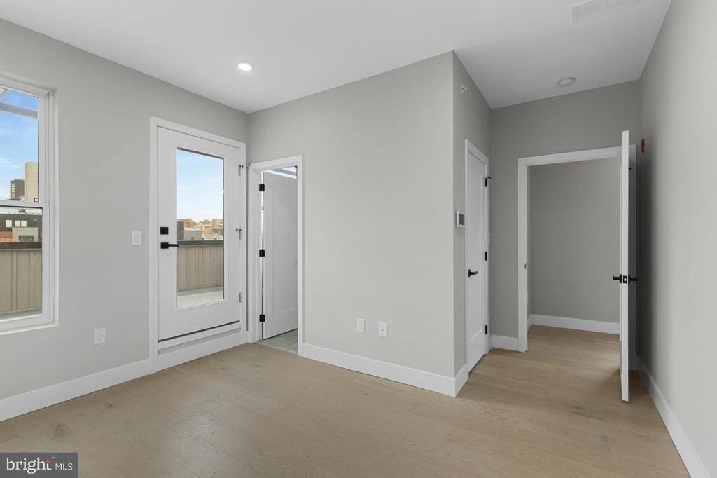 1343 Fitzwater Street - Photo 10