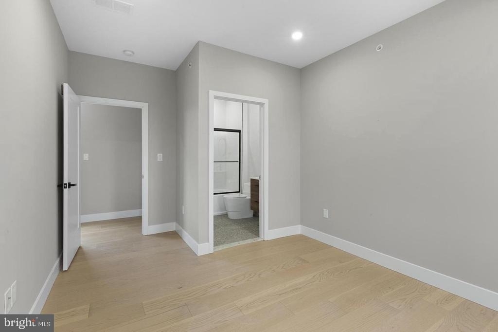 1343 Fitzwater Street - Photo 8